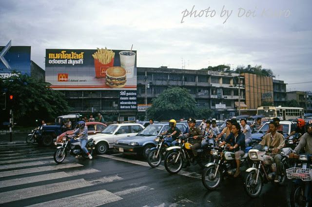 Japanese photographer revives Bangkok nostalgia with film pics | News by Thaiger